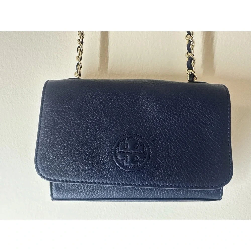 New Tory Burch CHELSEA PEBBLED CROSSBODY BAG color Navy Blue